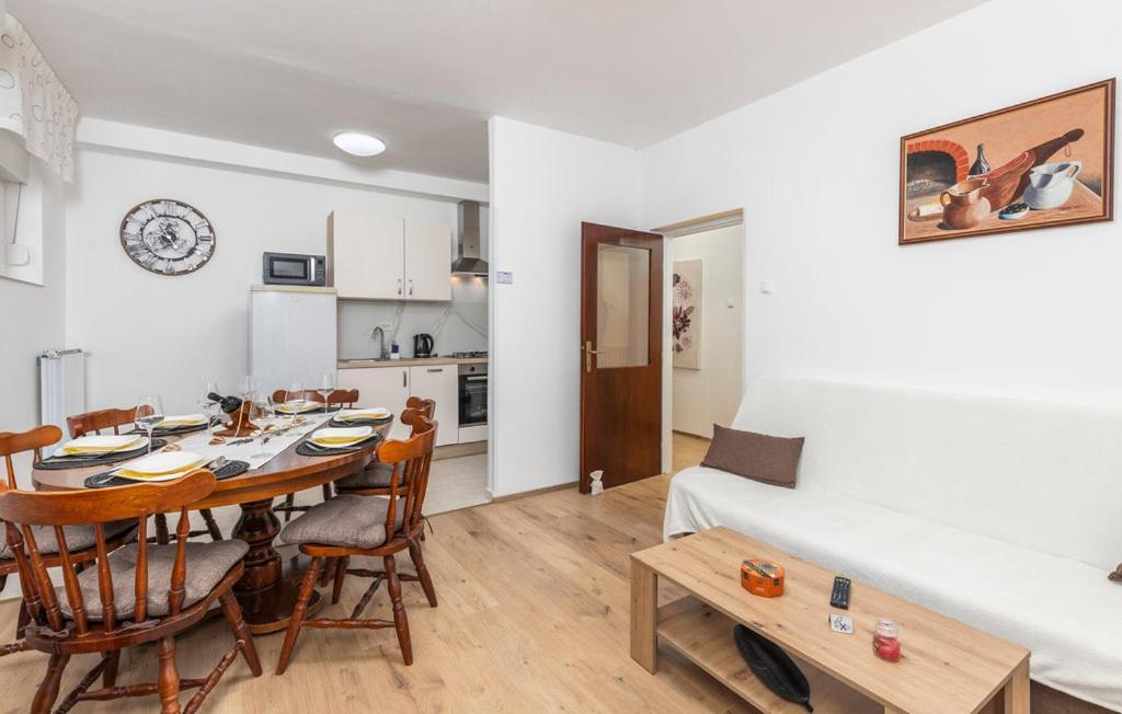 Apartman Nora Mucici Exterior photo